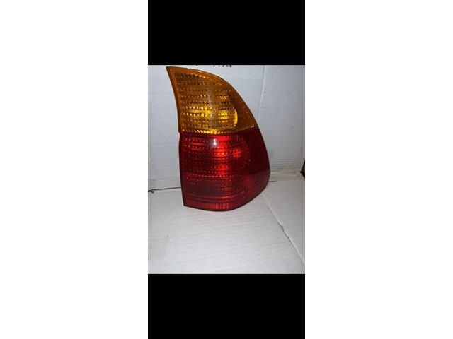 2003 BMW X5  passenger Taillight
