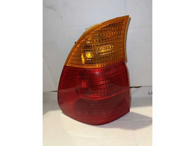 2003 BMW X5 Driver Side Tail Light