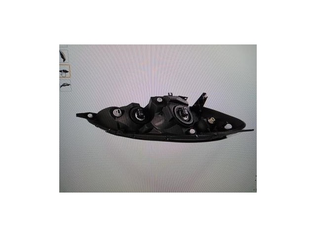 2006-2010 Toyota Sienna Halogen Headlamps 