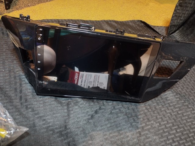 2017-13  Toyota Corolla Navigation Screen