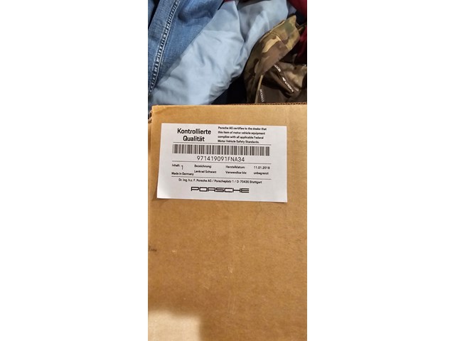 2017 Porsche Panamera Steering Wheel