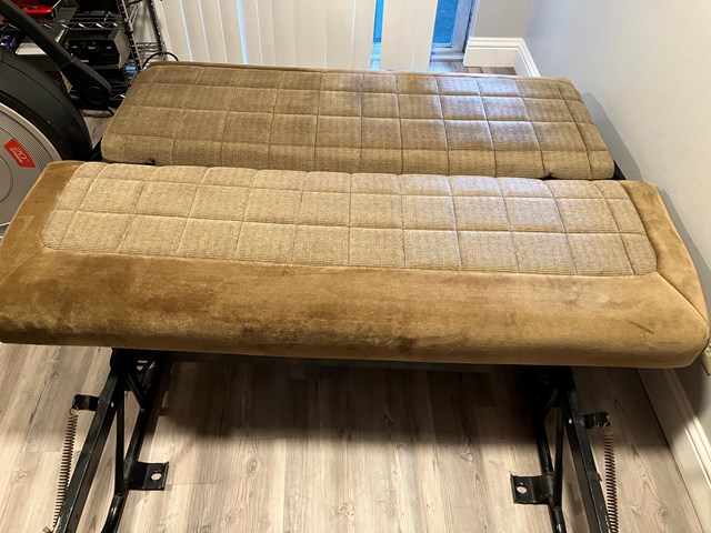 1990 Ford E250 Rear Seat - Transitions into a bed