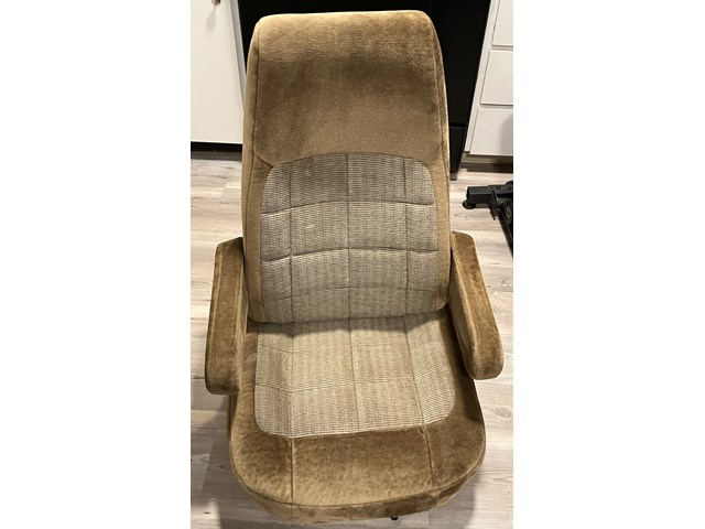 1990 Ford E250 Rear Seats - Matching Pair with Mounting Mechanisms