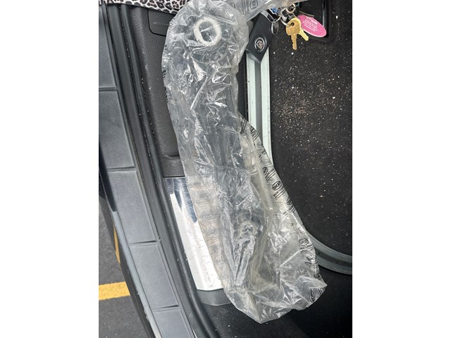 2010 Chrysler 300 Front Upper Control Arm