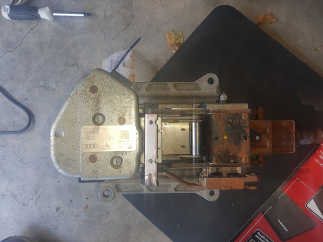 2011 Audi A6 Steering Column