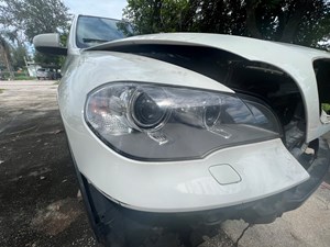 2011 BMW X6 Headlight