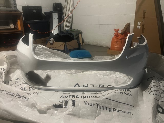 2012 Ford Taurus Front Bumper. White Platinum Tricoat