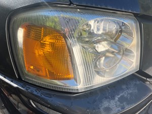2006 GMC Envoy Headlight
