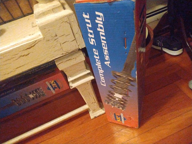 2008 Jeep Liberty Strut