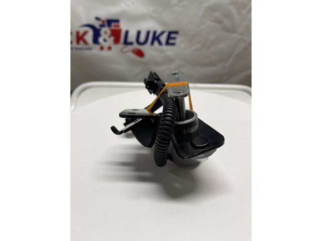 2011- 2022 Nissan Sensor Assembly - Height (rear)