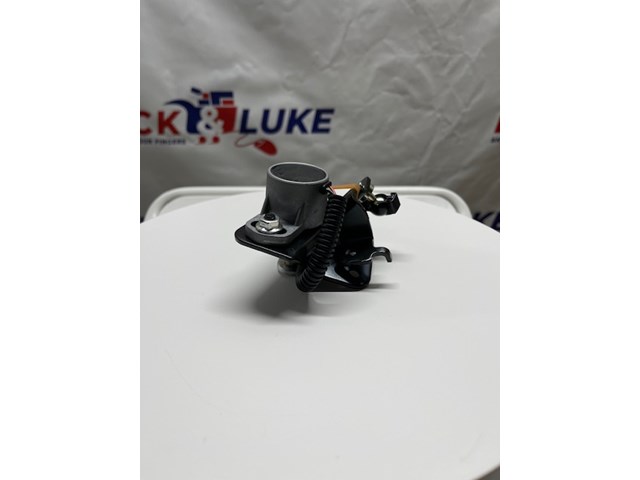 2011- 2022 Nissan Sensor Assembly - Height (rear)