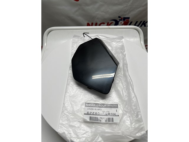 2019 - 2022 Nissan Rogue Sport Tow Eye Cap, 622Ao-6MRoH