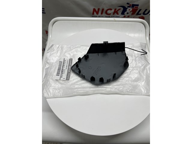 2019 - 2022 Nissan Rogue Sport Tow Eye Cap, 622Ao-6MRoH