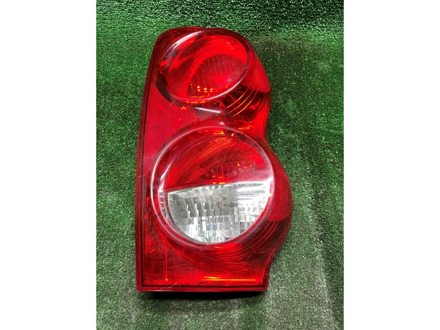 2004-2009 Dodge Durango RH Tail Light