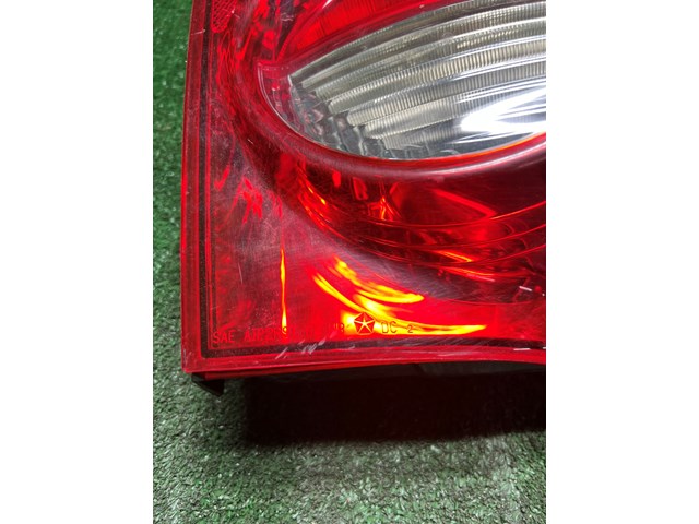 2004-2009 Dodge Durango RH Tail Light
