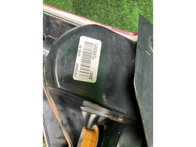 2005- 2008 Dodge Magnum RH Tail Light