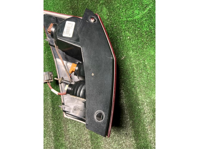 2005- 2008 Dodge Magnum RH Tail Light