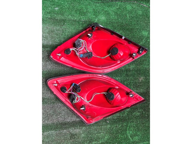 2008 Pontiac G6 GT RH LH Tail Light