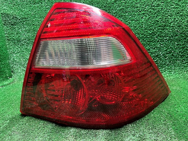 2006 Ford Five Hundred RH Tail Light