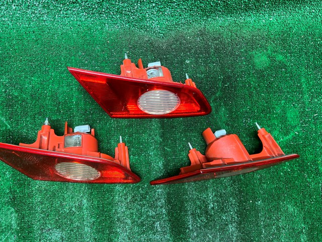 2005-2008 Infiniti G35 LH RH Inner Tail Light