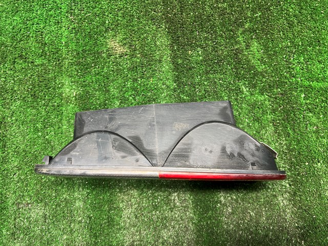 2002-2004 Land Rover Discovery Bumper LH Tail Light