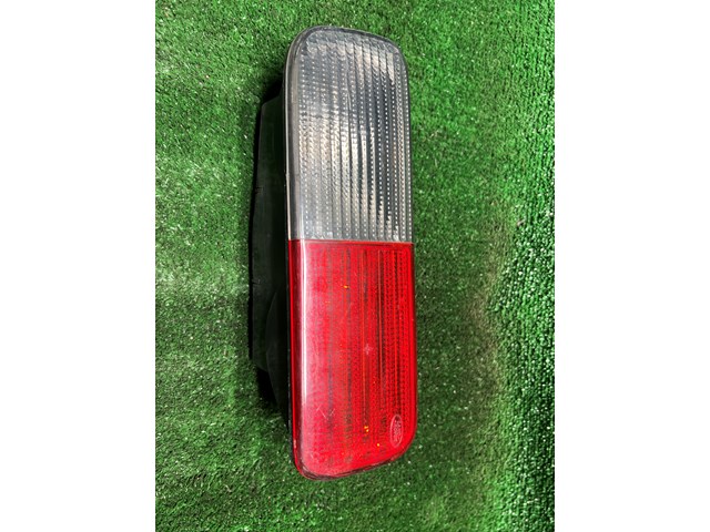2002-2004 Land Rover Discovery Bumper LH Tail Light