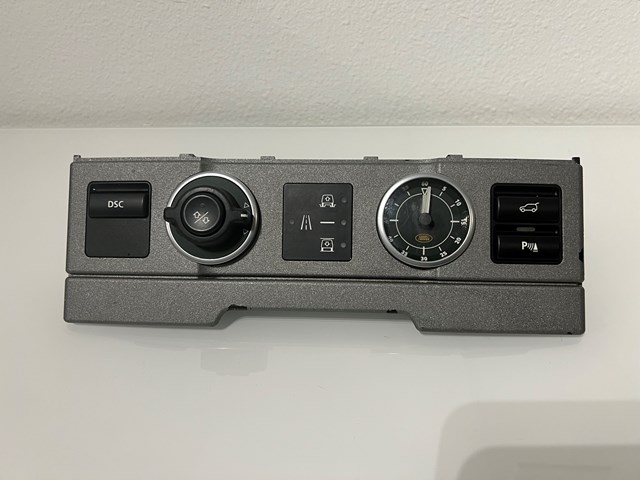 2003-2005 L322 LAND Rover RANGE ROVER HATCH CENTER DASH CLOCK DSC RIDE HEIGHT OE