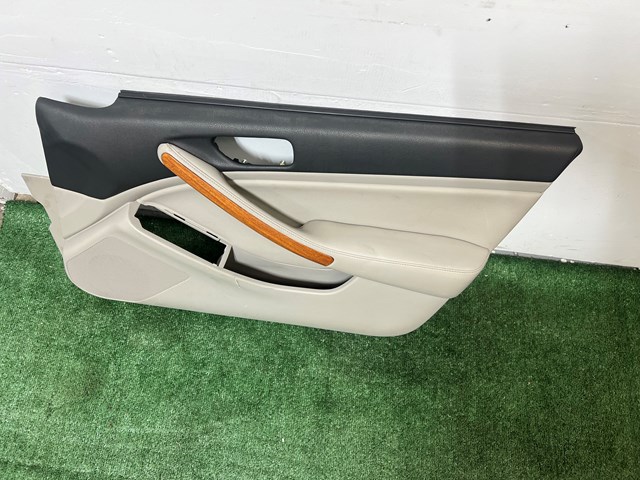2003-2006 Infiniti G35 Front Driver Door Panel TAN/BLACK