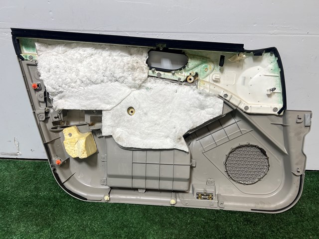 2003-2006 Infiniti G35 Front Driver Door Panel TAN/BLACK