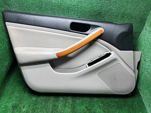 2003-2006 Infiniti G35 Front Driver Door Panel TAN/BLACK