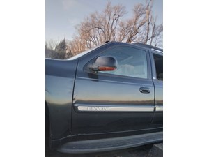 2004 GMC Envoy Front Door