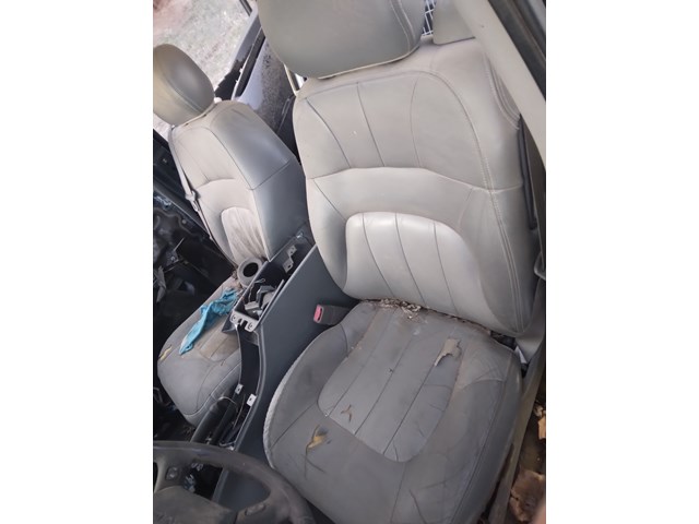2004 GMC Envoy Front Seat - Driver Side