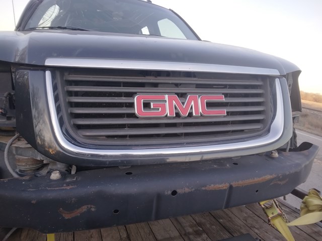 2004 GMC Envoy Front Bumper Reinforcement