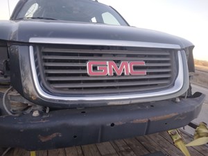 2004 GMC Envoy Front Bumper Reinforcement
