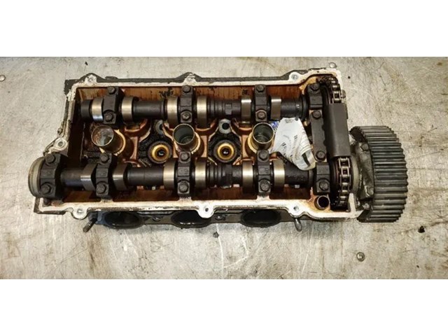 2003 Hyundai Tiburon Cylinder Head