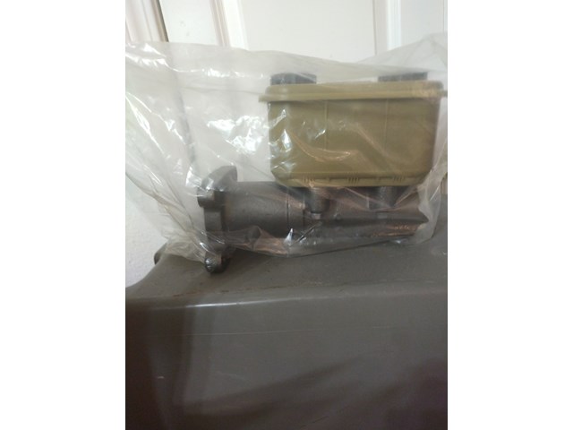 2013 Navistar Brake Master Cylinder