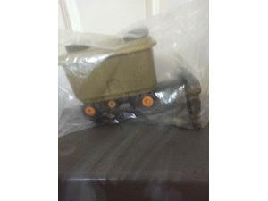 2013 Navistar Brake Master Cylinder