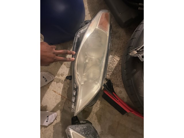 2010 Volkswagen CC Headlights (Halogen)