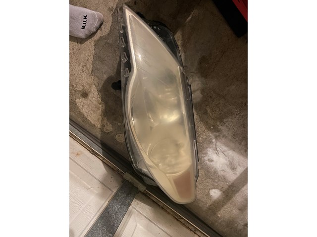 2010 Volkswagen CC Headlights (Halogen)