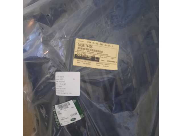 2018 Land Rover Discovery Fender Liner