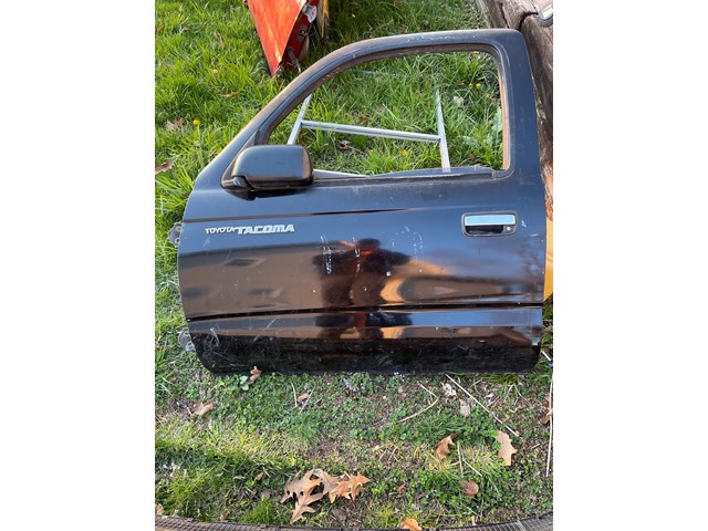 1997 Toyota Tacoma Front Door