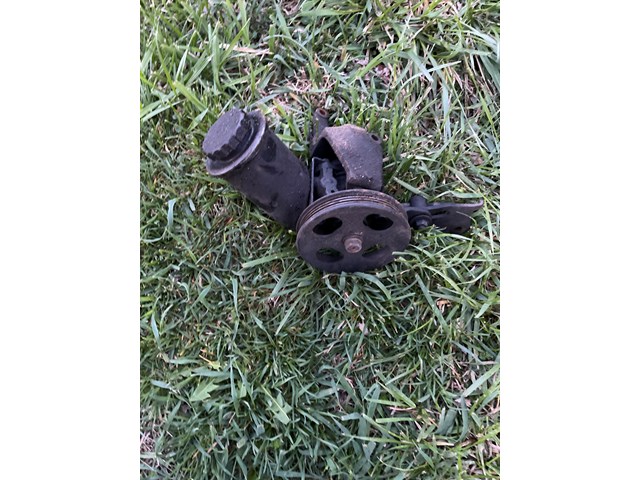 1997 Toyota Tacoma Power Steering Pump