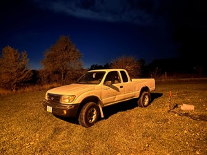 Image of 1997 Toyota Tacoma car