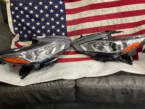 2016 Nissan Altima Headlight