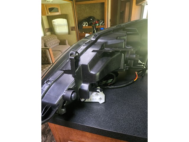 2017 Nissan Sentra Headlight