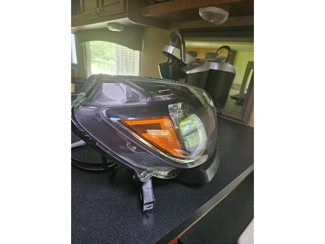 2017 Nissan Sentra Headlight