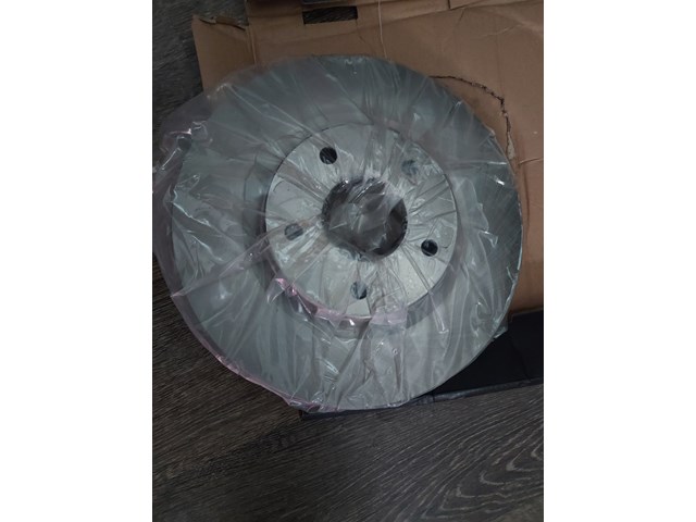 2018 Ford Focus Front Rotor fits Volvos also