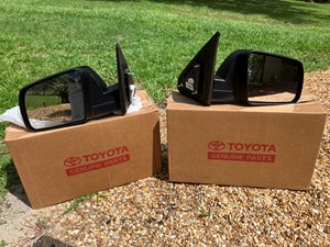 2020 Toyota Tundra Side View Mirror (1 set)