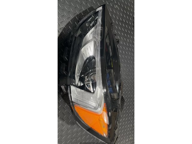 2022 Ford Edge Headlight (Aftermarket)