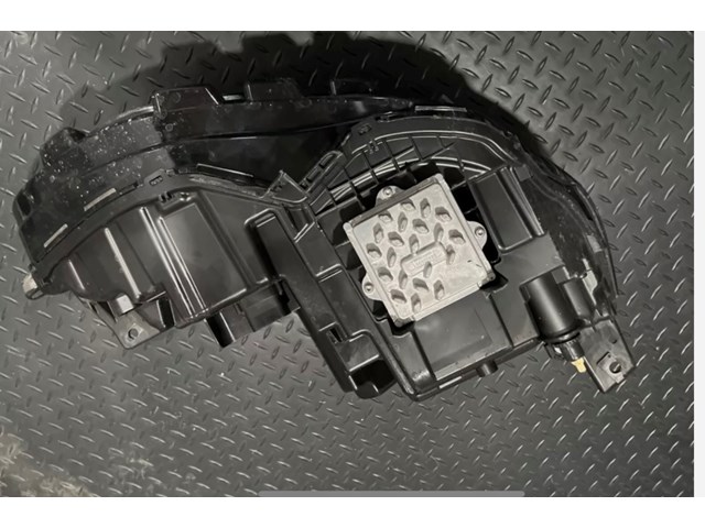 2022 Ford Edge Headlight (Aftermarket)